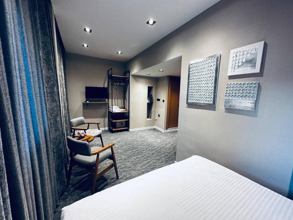 Rexee Hotel Istanbul Exterior photo